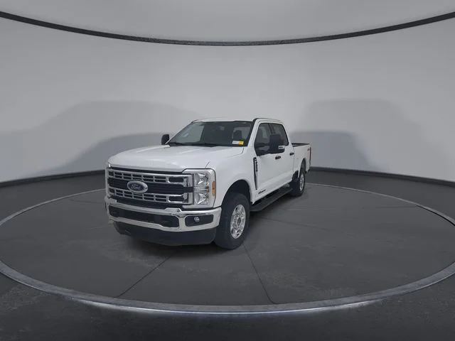 Used 2025 Oxford White Ford XLT image 6