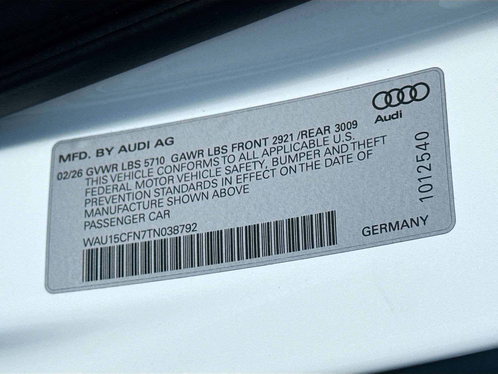 New 2026 Glacier White Metallic Audi Premium image 40