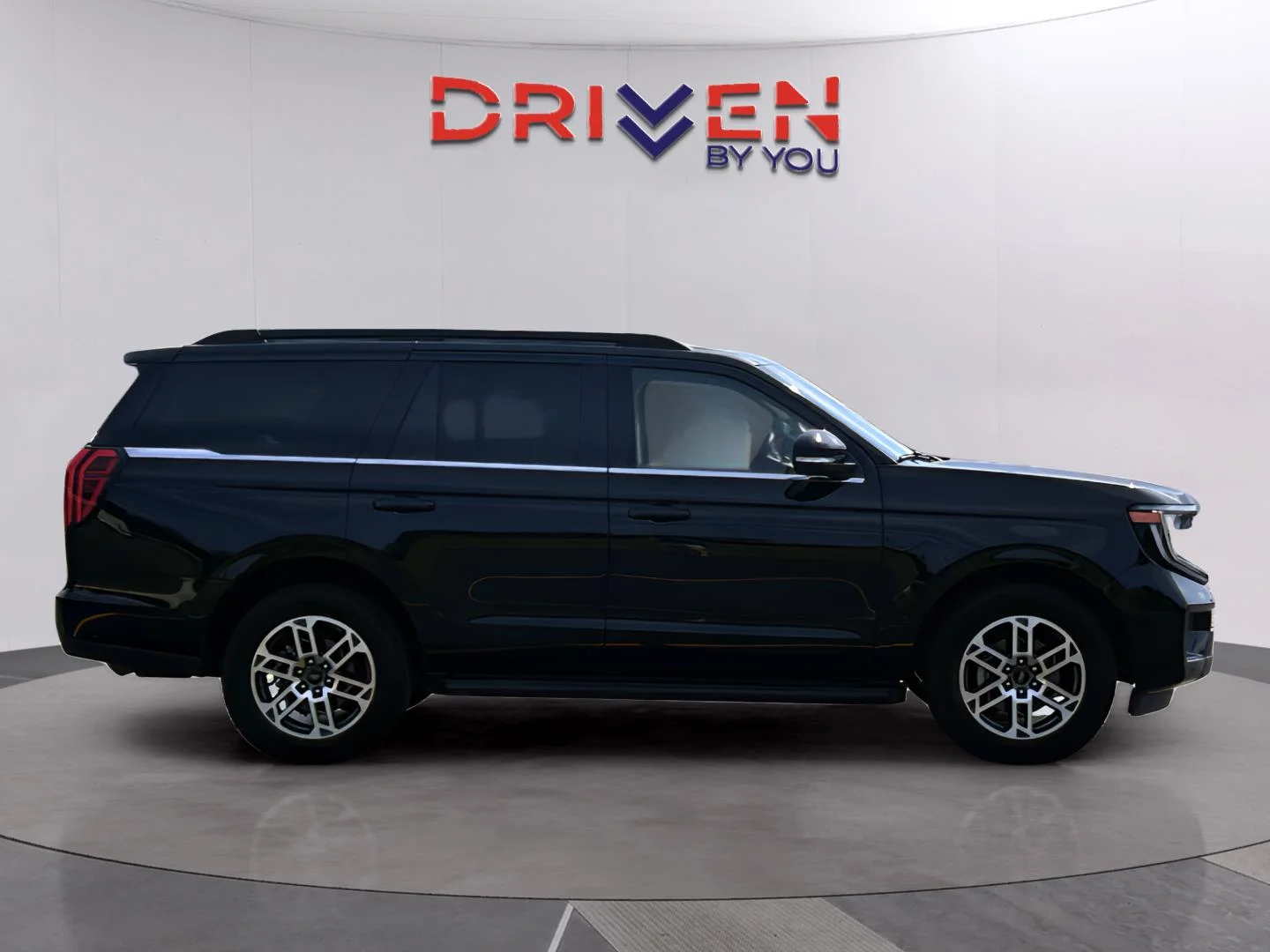 Used 2025 Agate Black Ford Active image 6