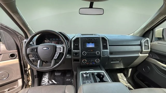 Used 2018 Gold Ford XLT image 16