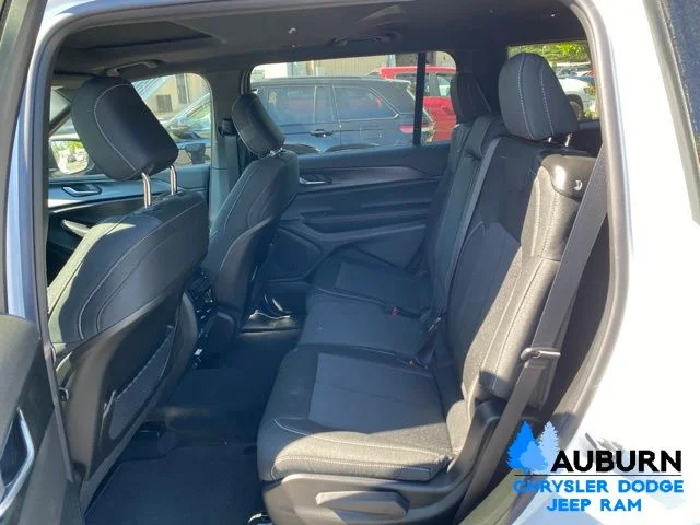 New 2026 Bright White Clearcoat Jeep Laredo X image 25