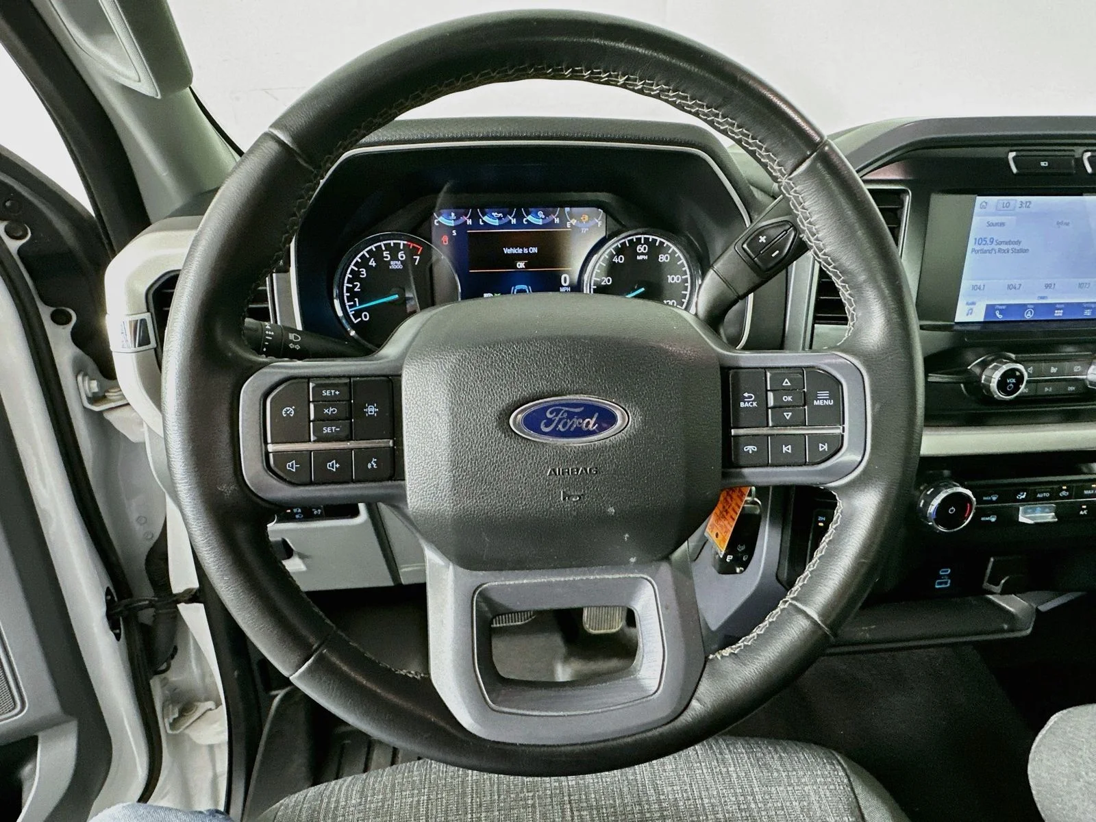 Used 2023 White Ford XLT image 12
