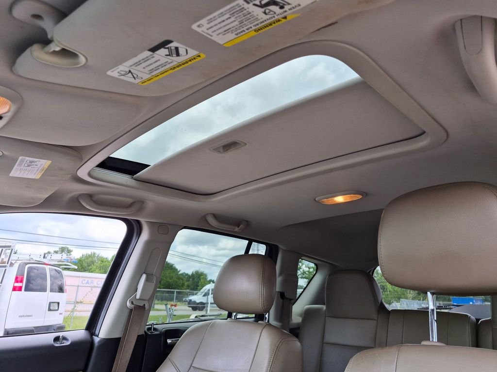 Used 2014 Black Jeep Latitude image 17