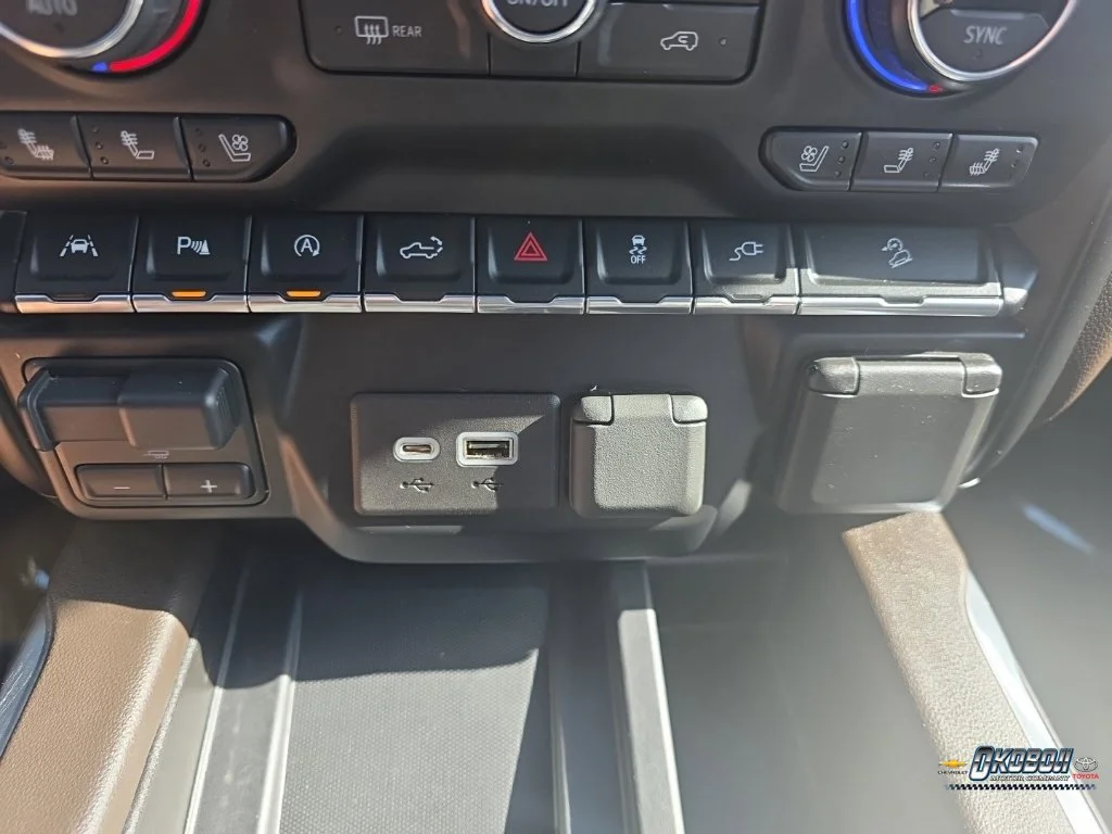 2021 Chevrolet Silverado 1500 LTZ - Photo 16