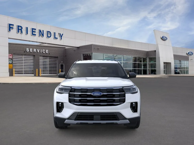 New 2026 Star White Metallic Tri-Coat Ford Active image 6