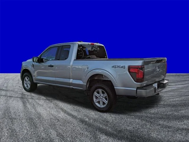New 2026 Iconic Silver Metallic Ford XLT image 5