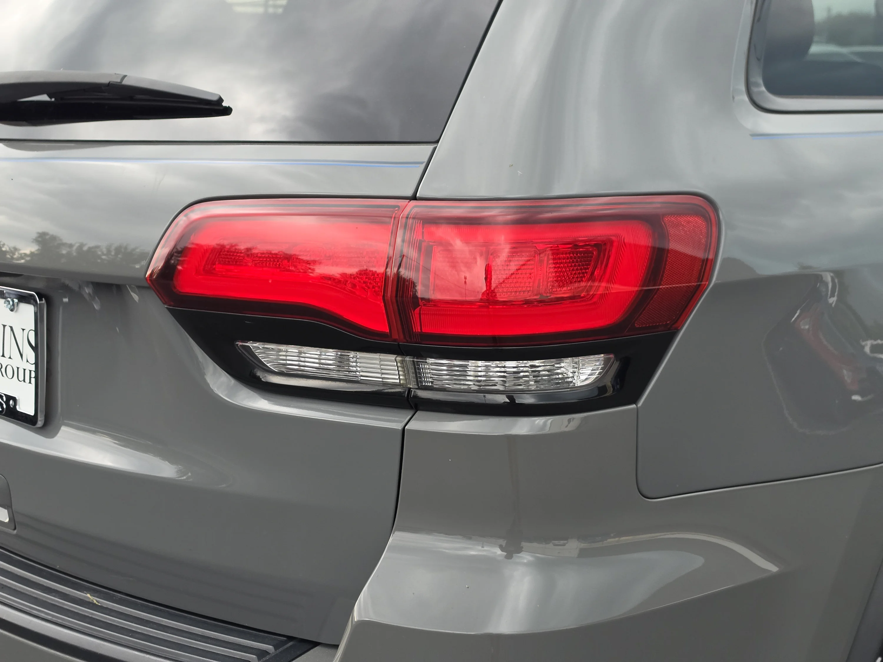 Used 2019 Sting-Gray Clearcoat Jeep Upland image 14