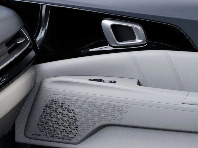 New 2026 White Kia SX Prestige image 25