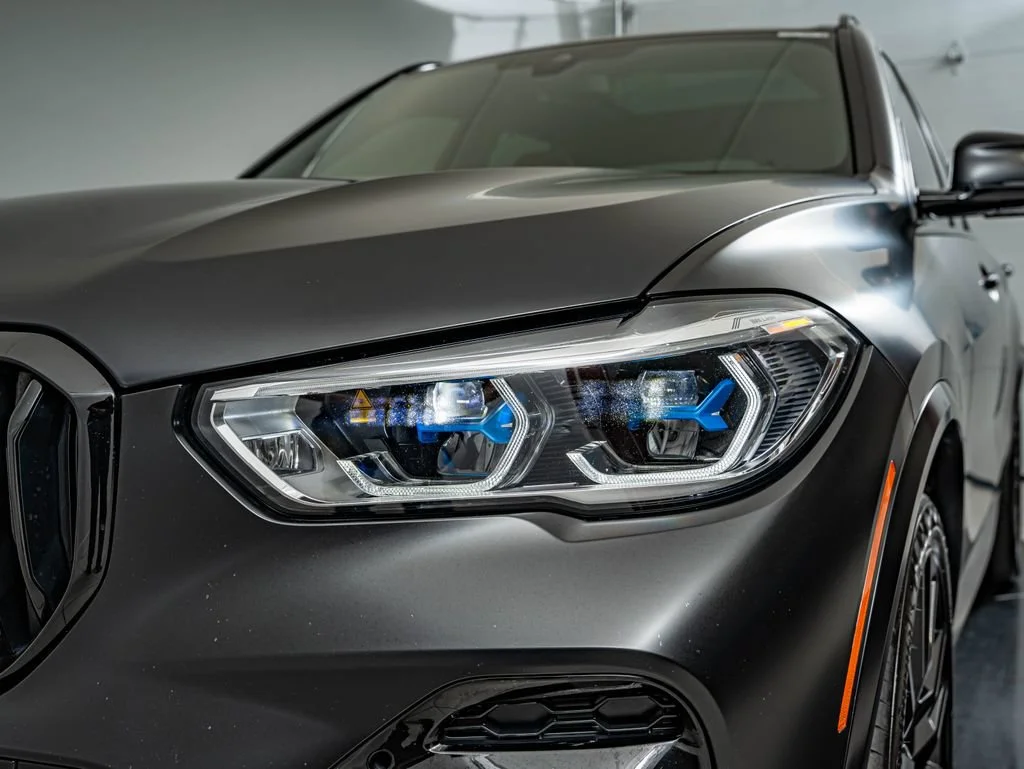 Used 2023 Special Order Color BMW M50i image 13