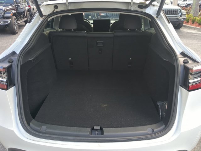 Used 2023  Tesla Performance image 14