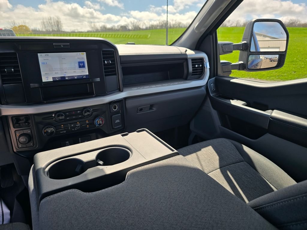 Used 2026 Blue Ford XL image 18