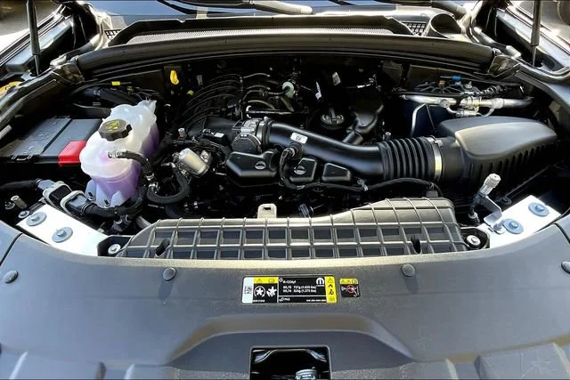 2025 Jeep Grand Cherokee Overland - Photo 12