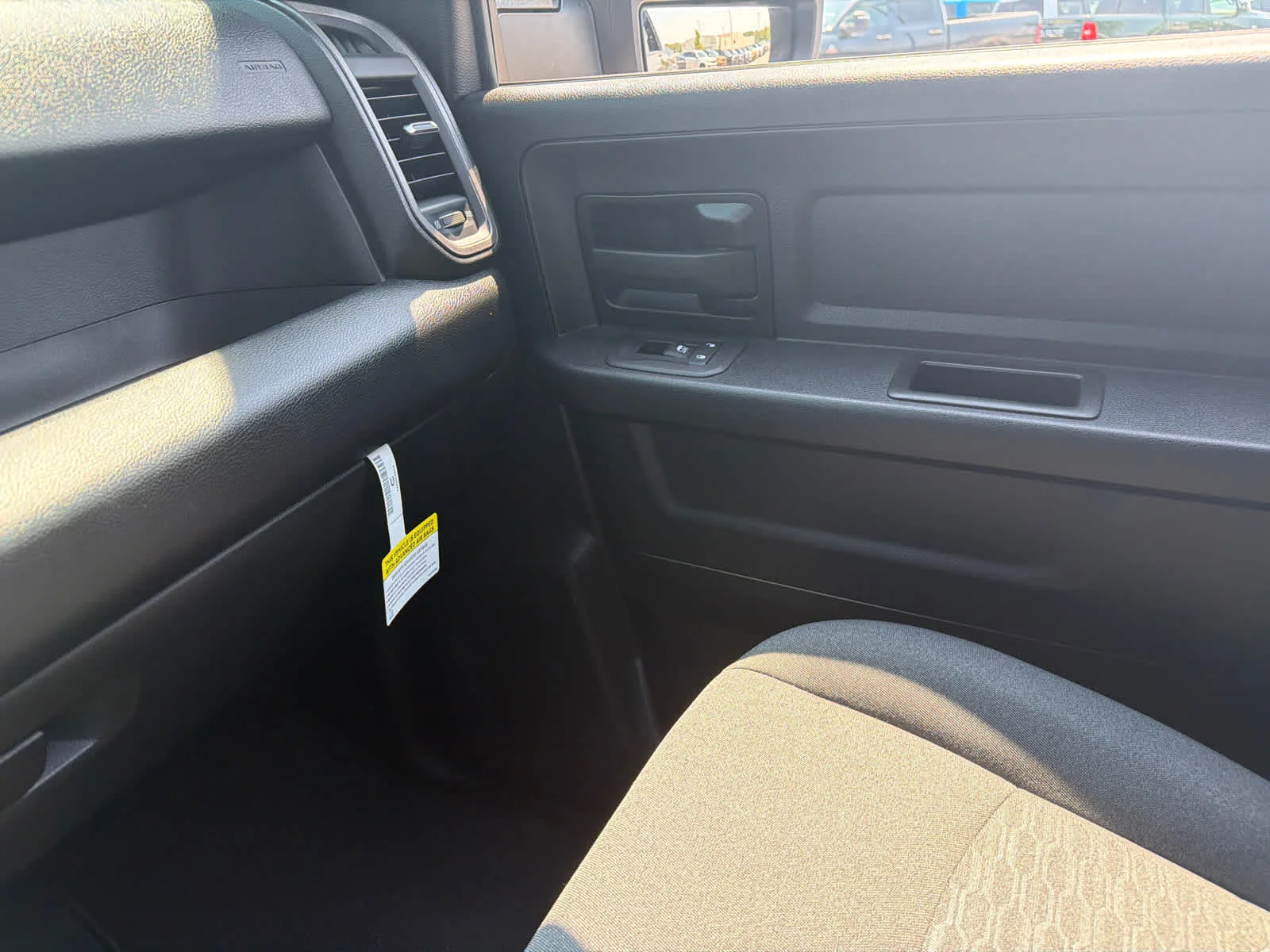 New 2026 Granite Crystal Metallic Clearcoat Ram Tradesman image 31