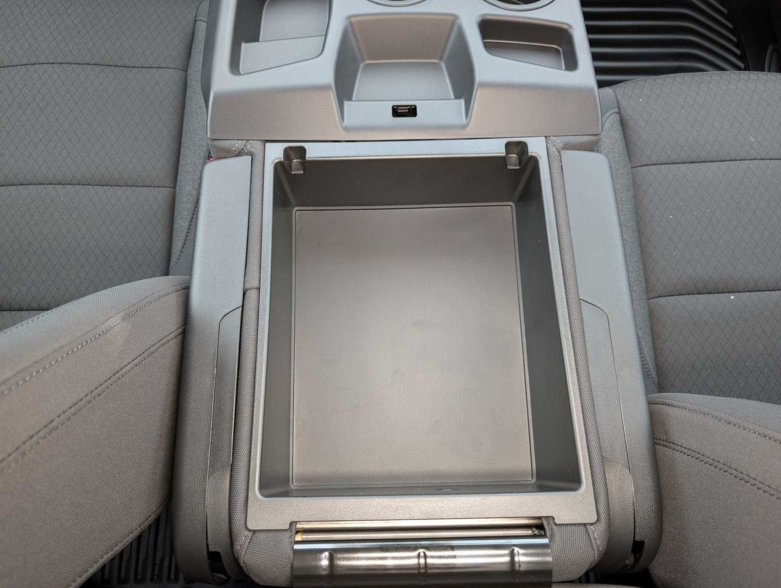 2026 GMC Sierra 3500HD SLE - Photo 17