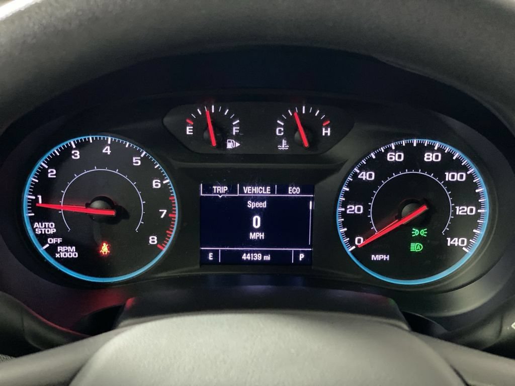 Used 2024 Summit White Chevrolet FL image 17