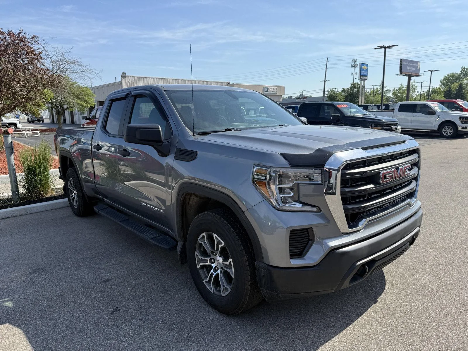 2021 GMC Sierra 4WD Double Cab Standard Box's photo