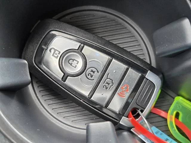 New 2026 Agate Black Metallic Ford Active image 30