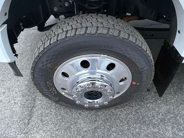 2026 Ford F-450SD — photo 26