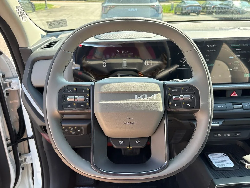 New 2027 White Kia EX image 17