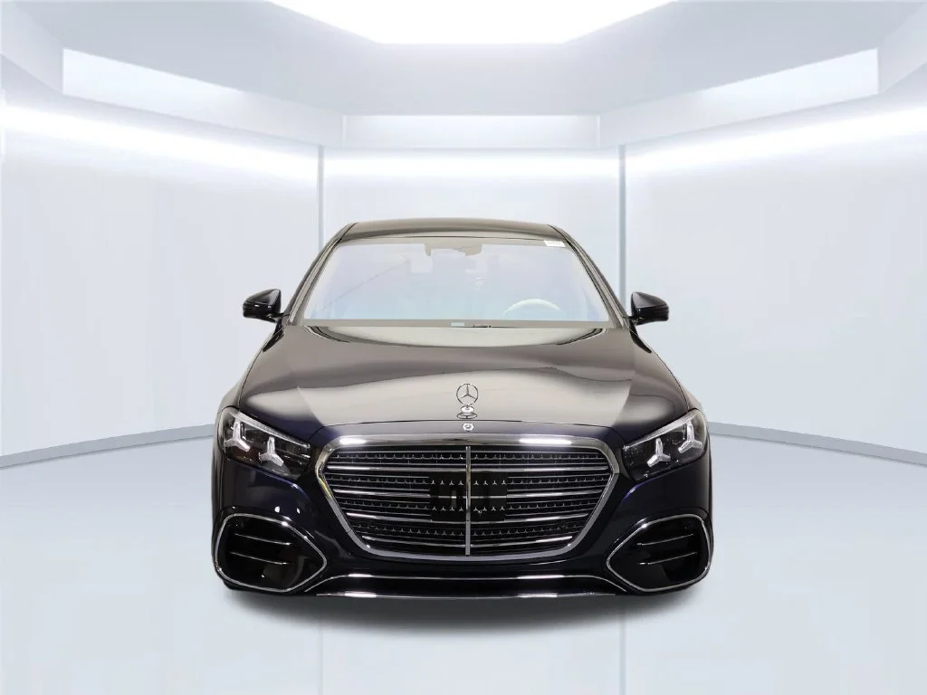 New 2027 Nautical Blue Metallic Mercedes-Benz S 580 image 2