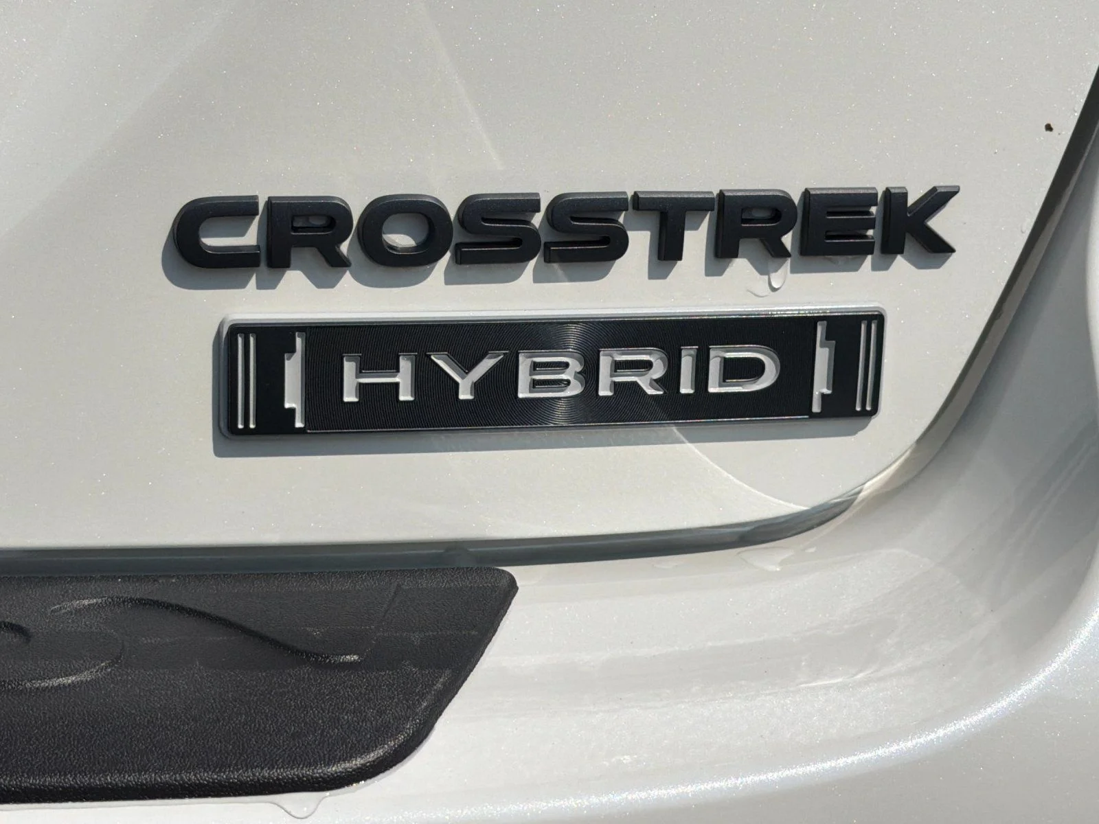 New 2026 CRYSTAL WHITE PEARL Subaru Limited Hybrid image 27