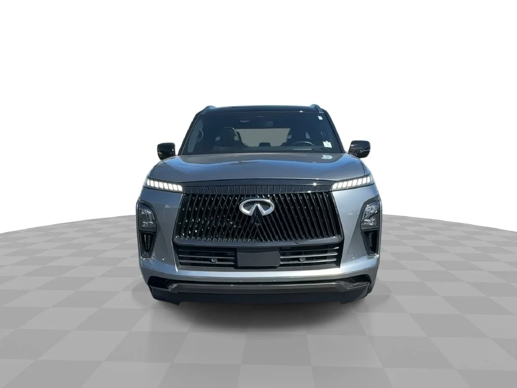 Used 2025 Black INFINITI AUTOGRAPH image 3