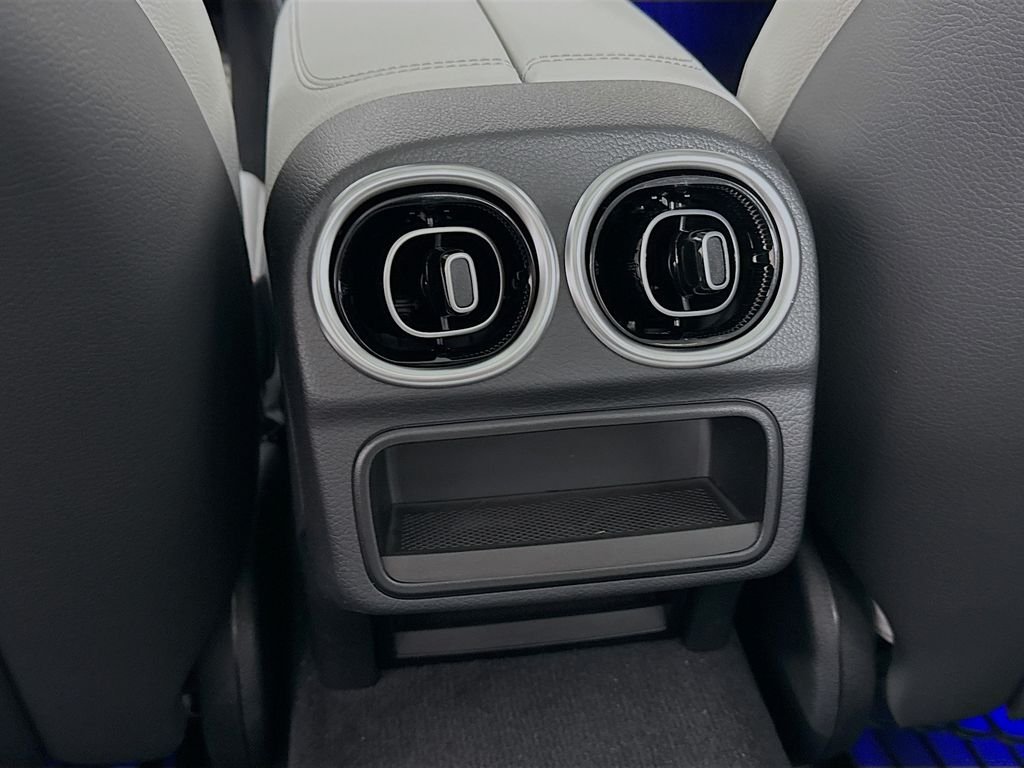 Used 2025 Blue Mercedes-Benz C 300 image 27