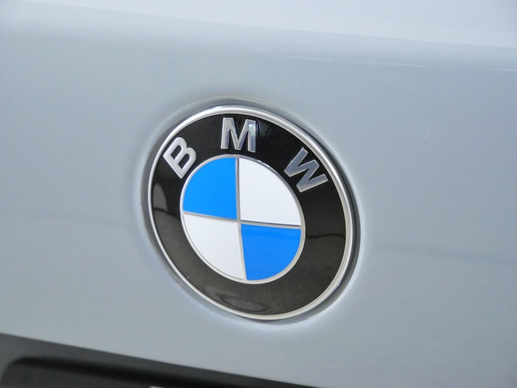 New 2026 Brooklyn Grey Metallic BMW xDrive40i image 11