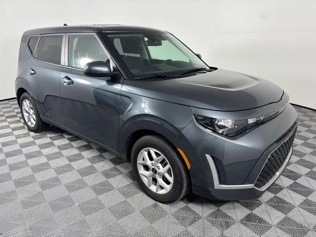 2025 Kia Soul 2.0L LX IVT's photo
