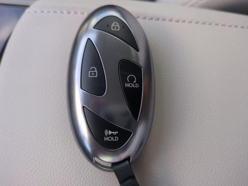 New 2026 Silver Hyundai Blue image 37
