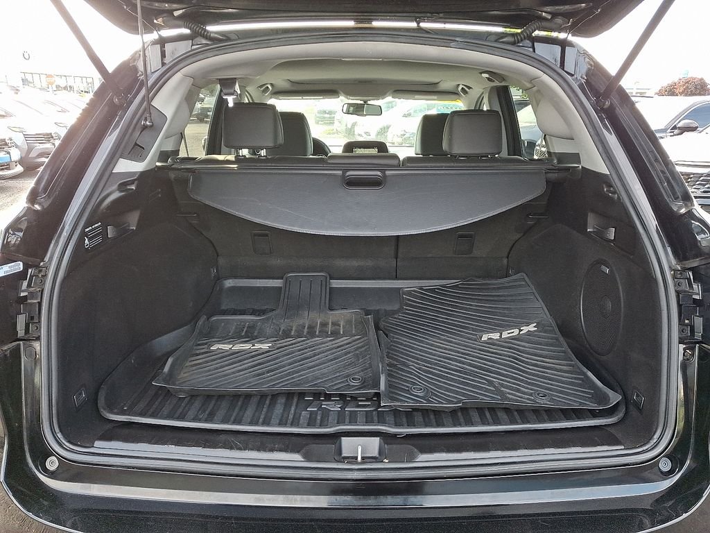 Used 2016 Black Acura Base image 30