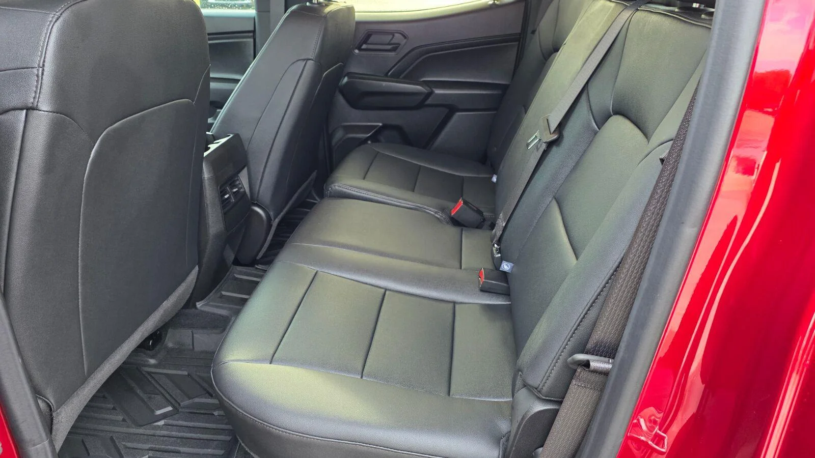 Used 2026 Radiant Red Tintcoat Chevrolet 4WD Trail Boss image 22