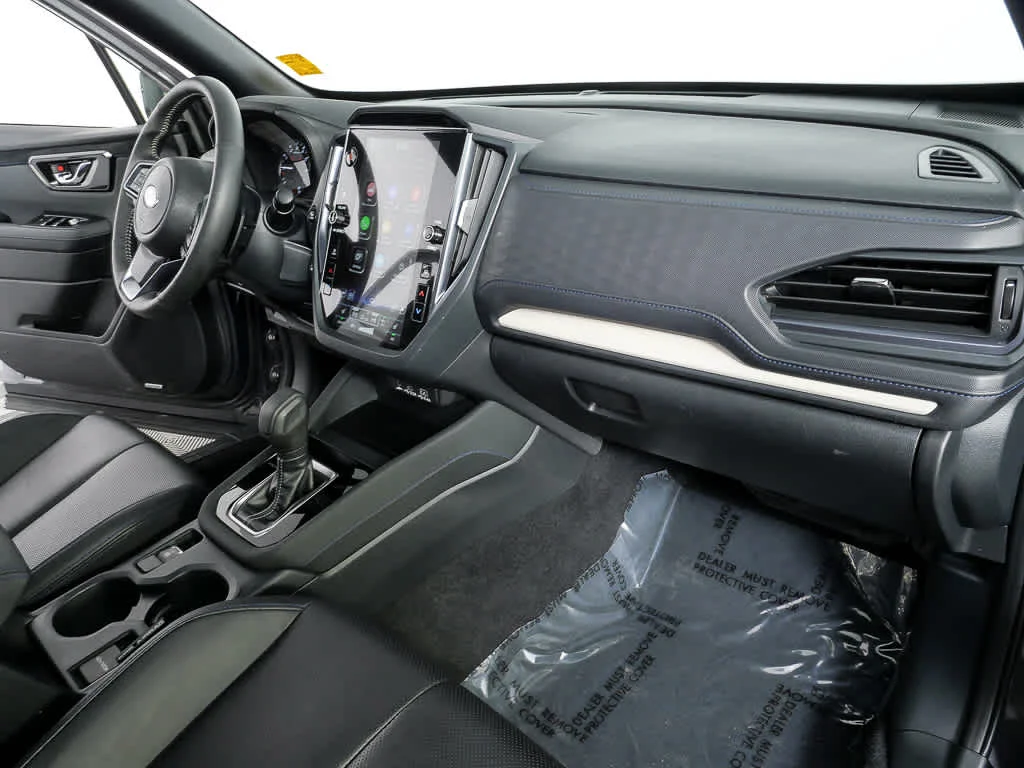 Used 2025 Magnetite Gray Metallic Subaru Limited image 22