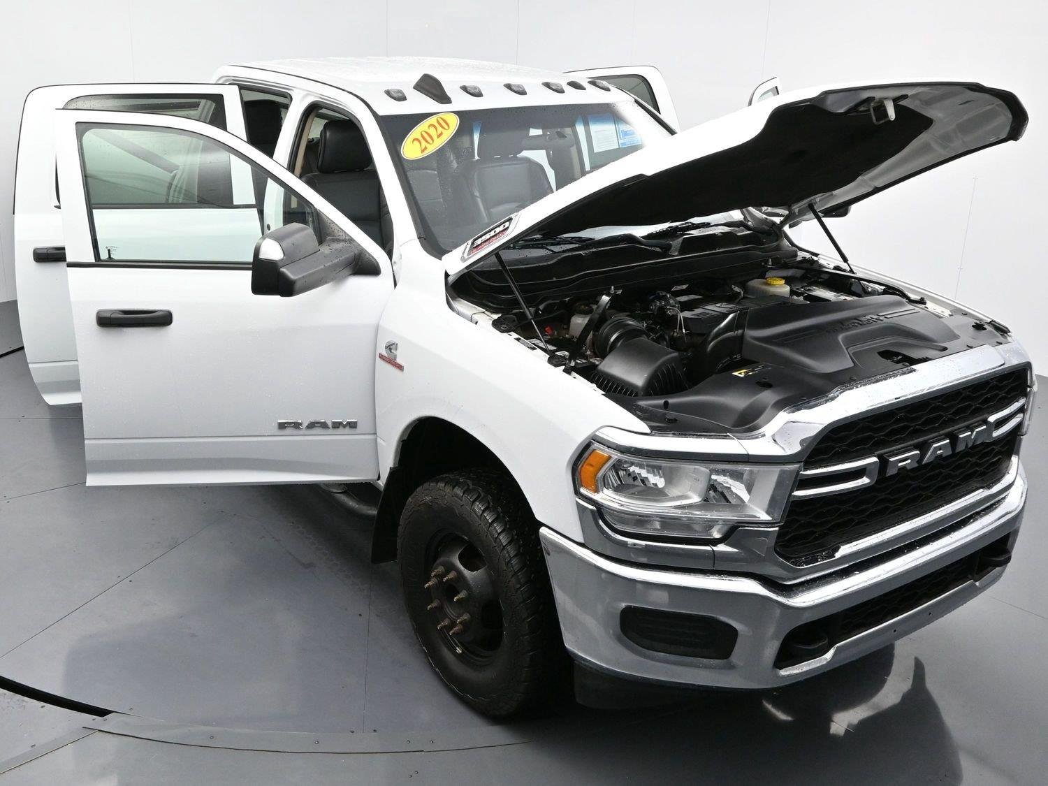 Used 2020 Bright White Clearcoat Ram Tradesman image 35