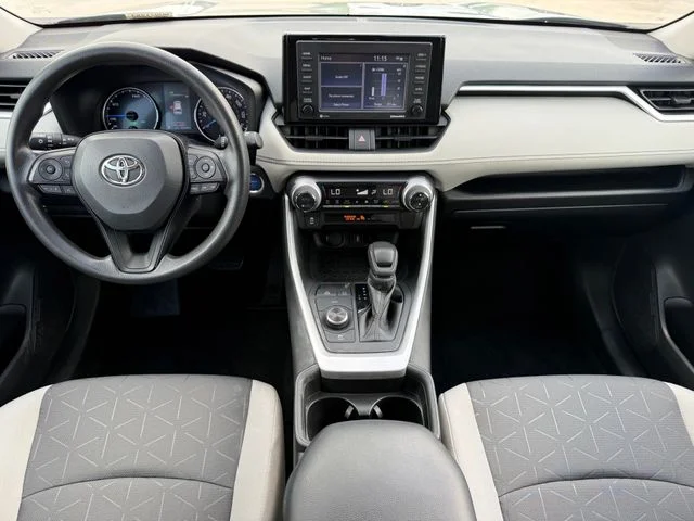 Used 2021  Toyota XLE image 22