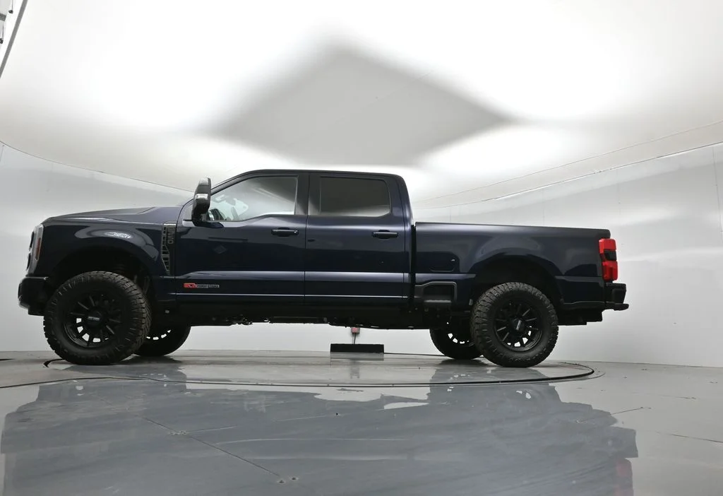 New 2025 Blue Ford Platinum image 7