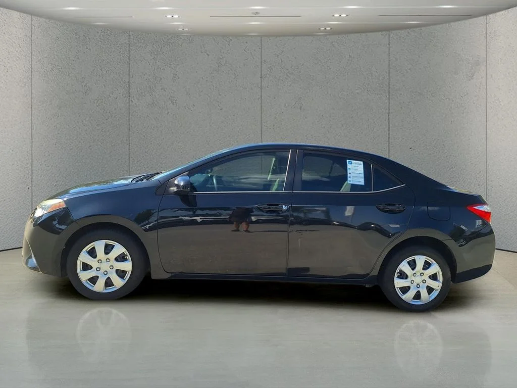 Used 2015 Toyota Corolla LE with VIN 5YFBURHE8FP216212 for sale in Harvey, LA