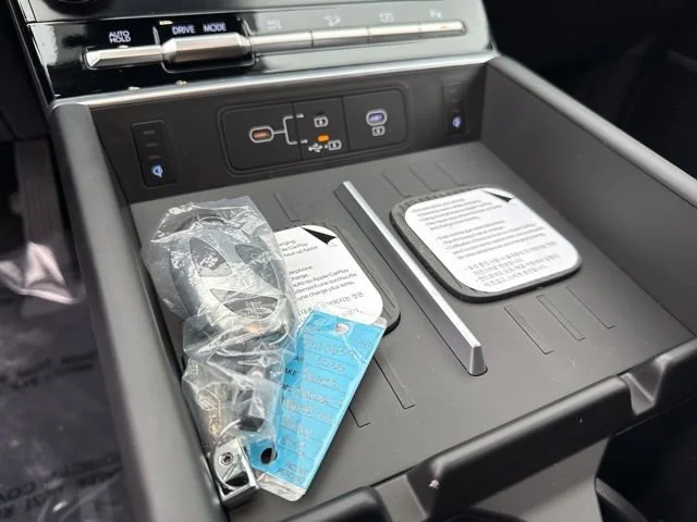 New 2026 Ecotronic Gray Hyundai Limited 6P image 33