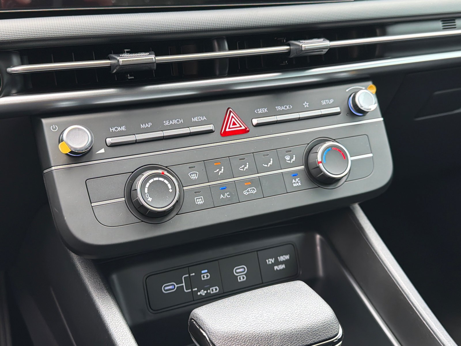 New 2026 Ecotronic Gray Hyundai SE image 25