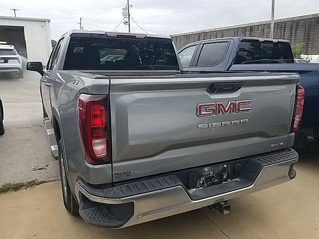 Used 2024 Sterling Metallic GMC SLE image 20