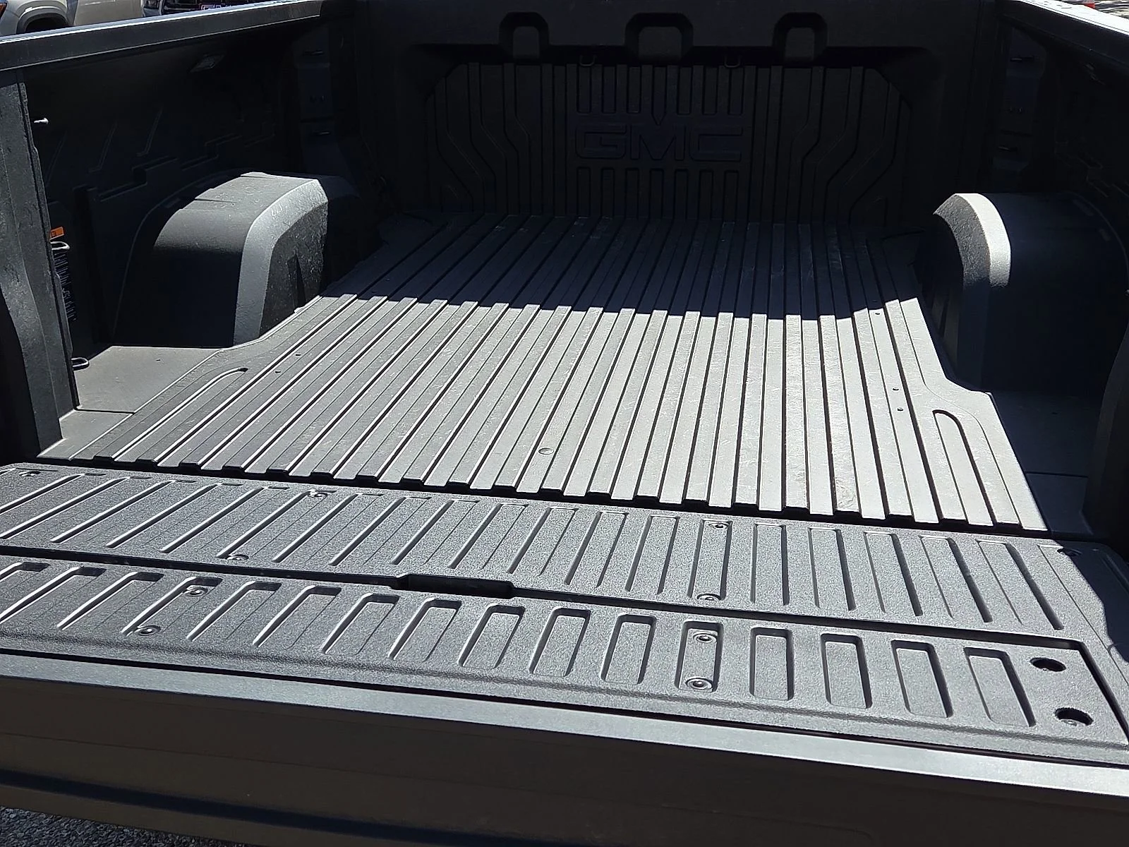 2026 GMC Sierra 1500 Denali Ultimate - Photo 8
