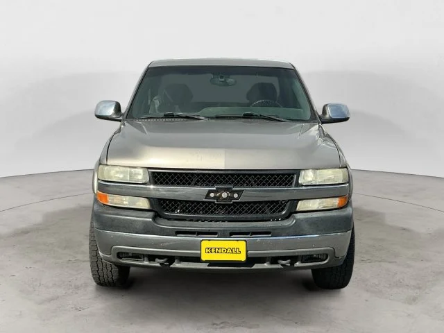 Used 2002 Chevrolet Silverado 2500HD LS with VIN 1GCHK29142E185664 for sale in Bend, OR