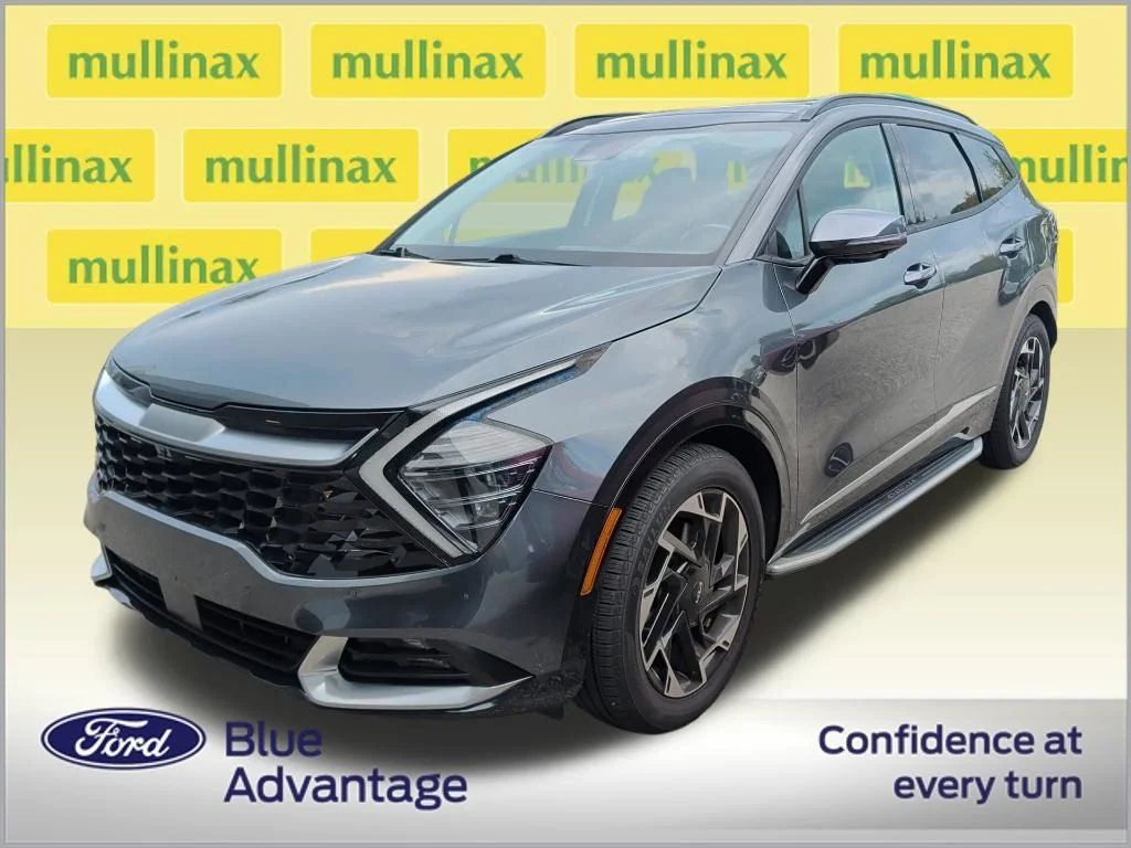 Used 2023 Gray Kia SX-Prestige image 2