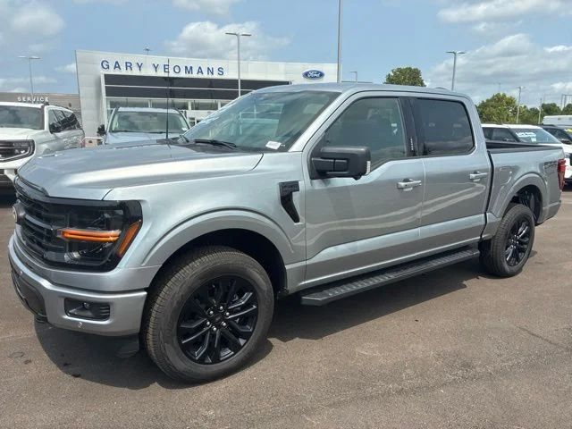 New 2026 Iconic Silver Metallic Ford XLT image 10