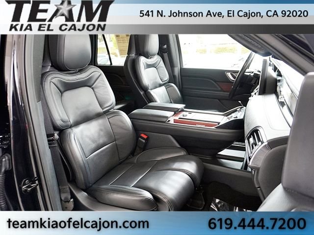 Used 2022 Black Lincoln Reserve image 13