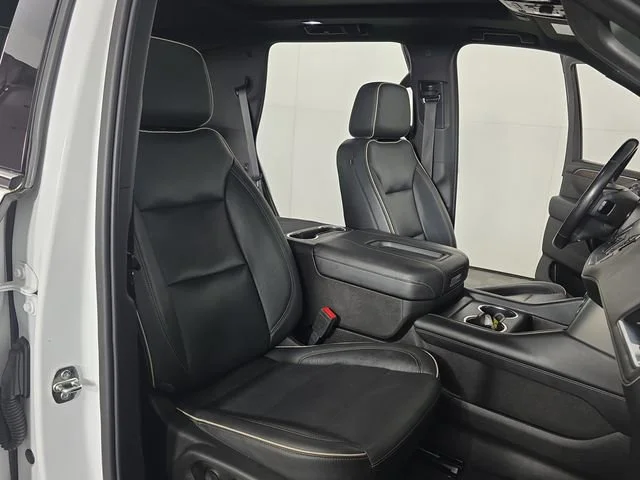 Used 2021 Summit White Chevrolet Premier image 23