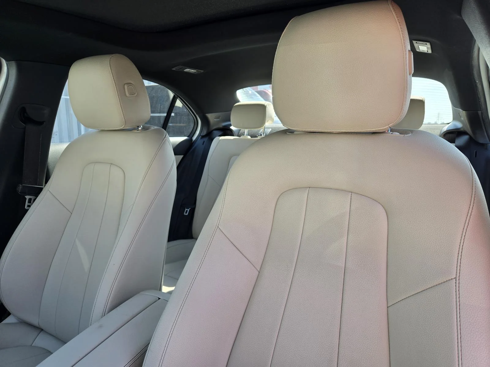 Used 2019 Digital White Metallic Mercedes-Benz A 220 Sedan image 20