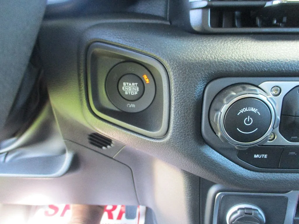 2025 Jeep Gladiator Sport S - Photo 6