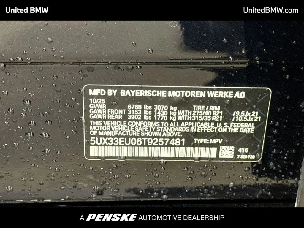 New 2026 Carbon Black Metallic BMW M60i image 15