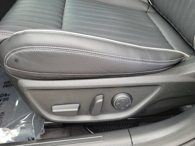 Used 2026 Silver Genesis 2.5T Prestige image 14
